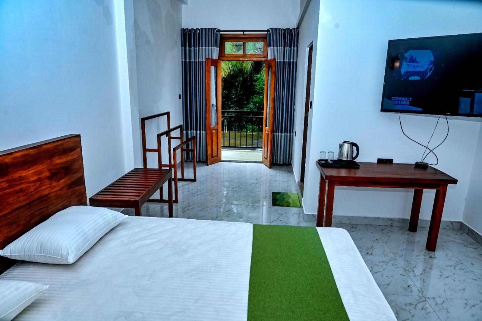 Emerald Home Stay Anuradhapura Ngoại thất bức ảnh