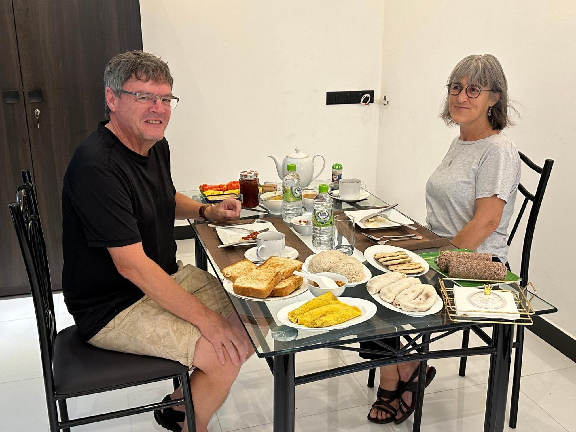 Emerald Home Stay Anuradhapura Ngoại thất bức ảnh